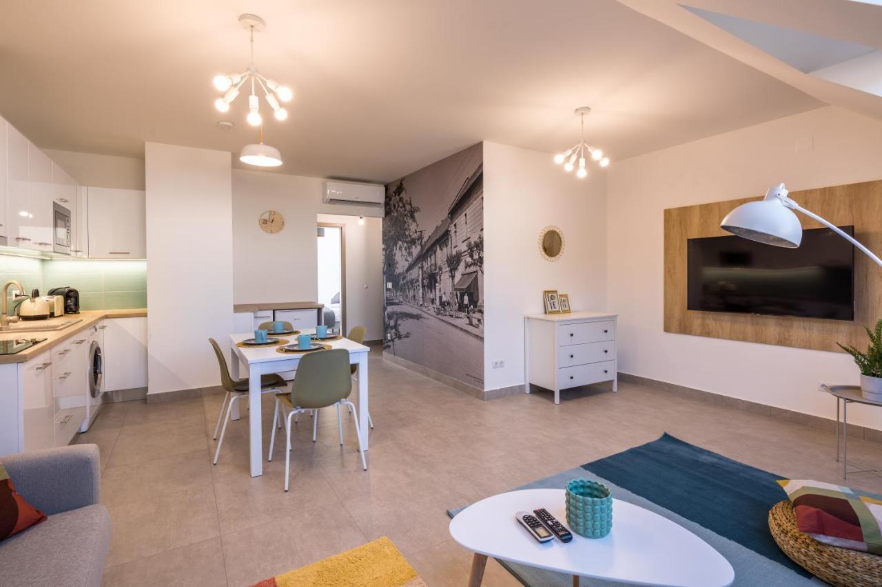 Stafetahaz Apartmanok Vác Exteriör bild