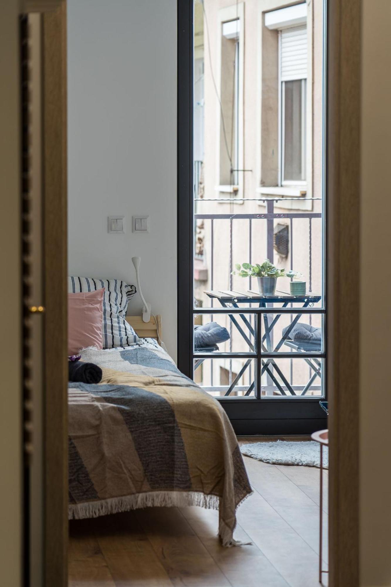 Stafetahaz Apartmanok Vác Exteriör bild
