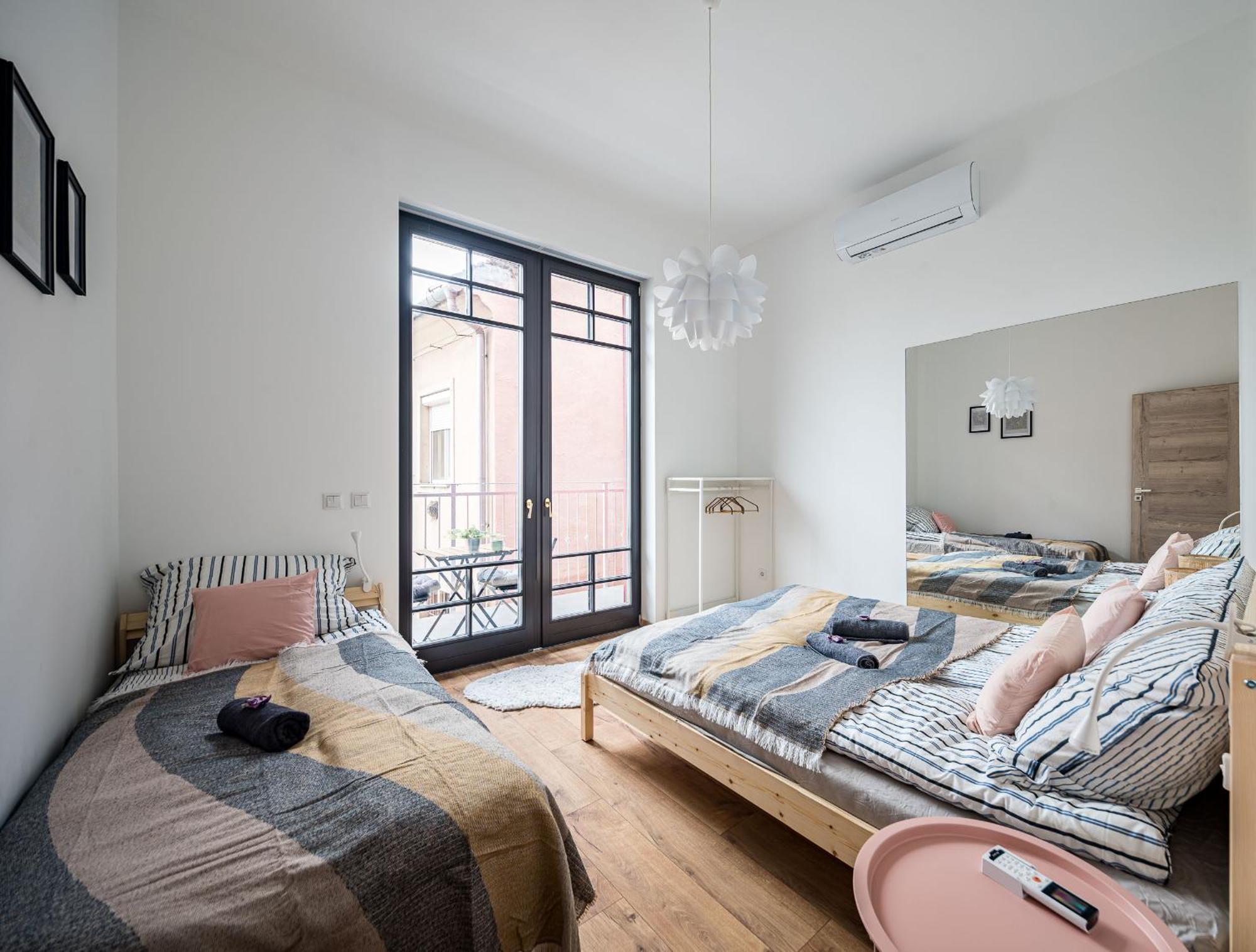 Stafetahaz Apartmanok Vác Exteriör bild