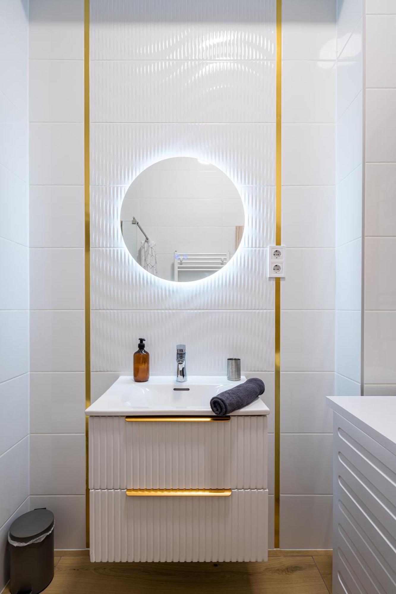Stafetahaz Apartmanok Vác Exteriör bild
