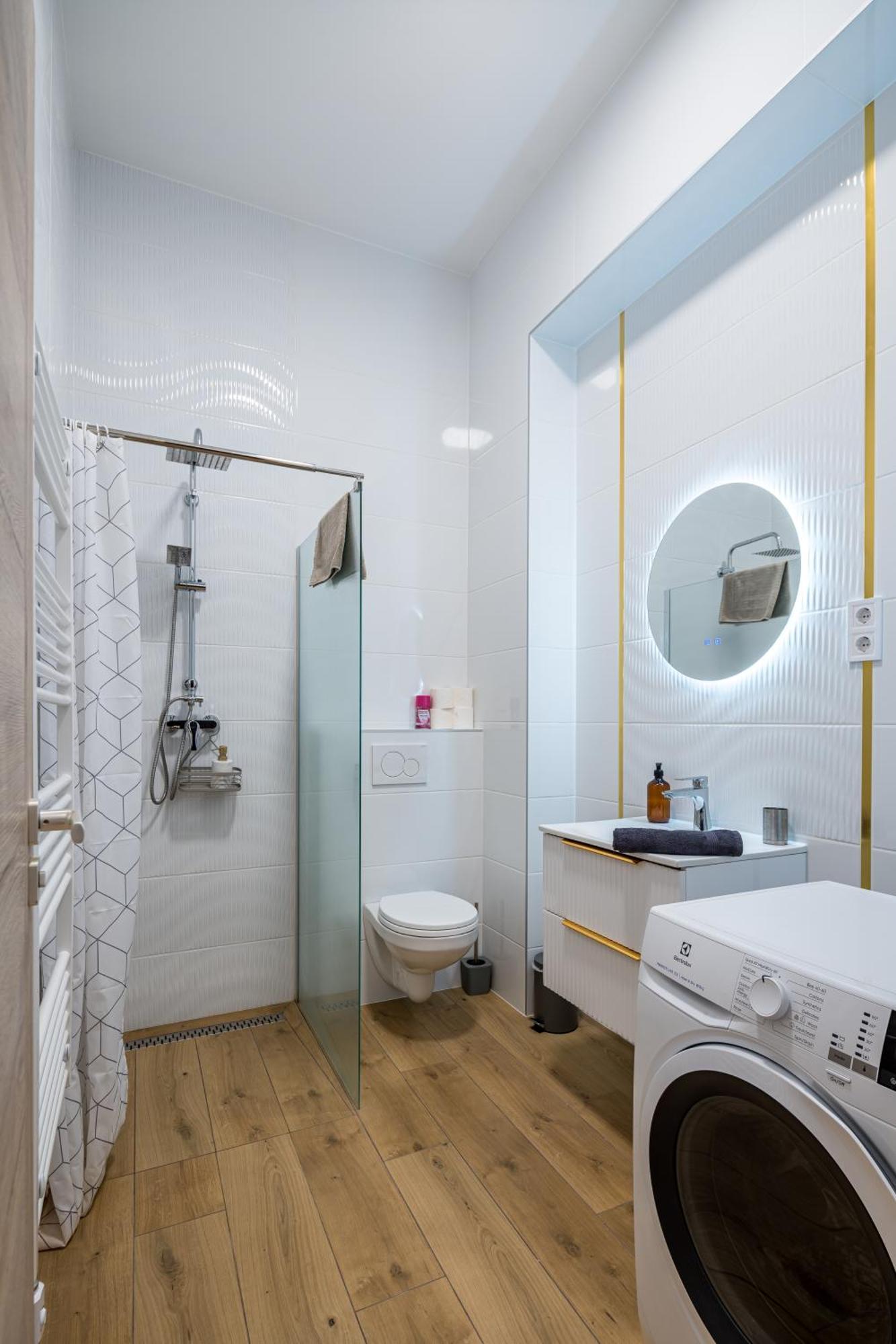 Stafetahaz Apartmanok Vác Exteriör bild