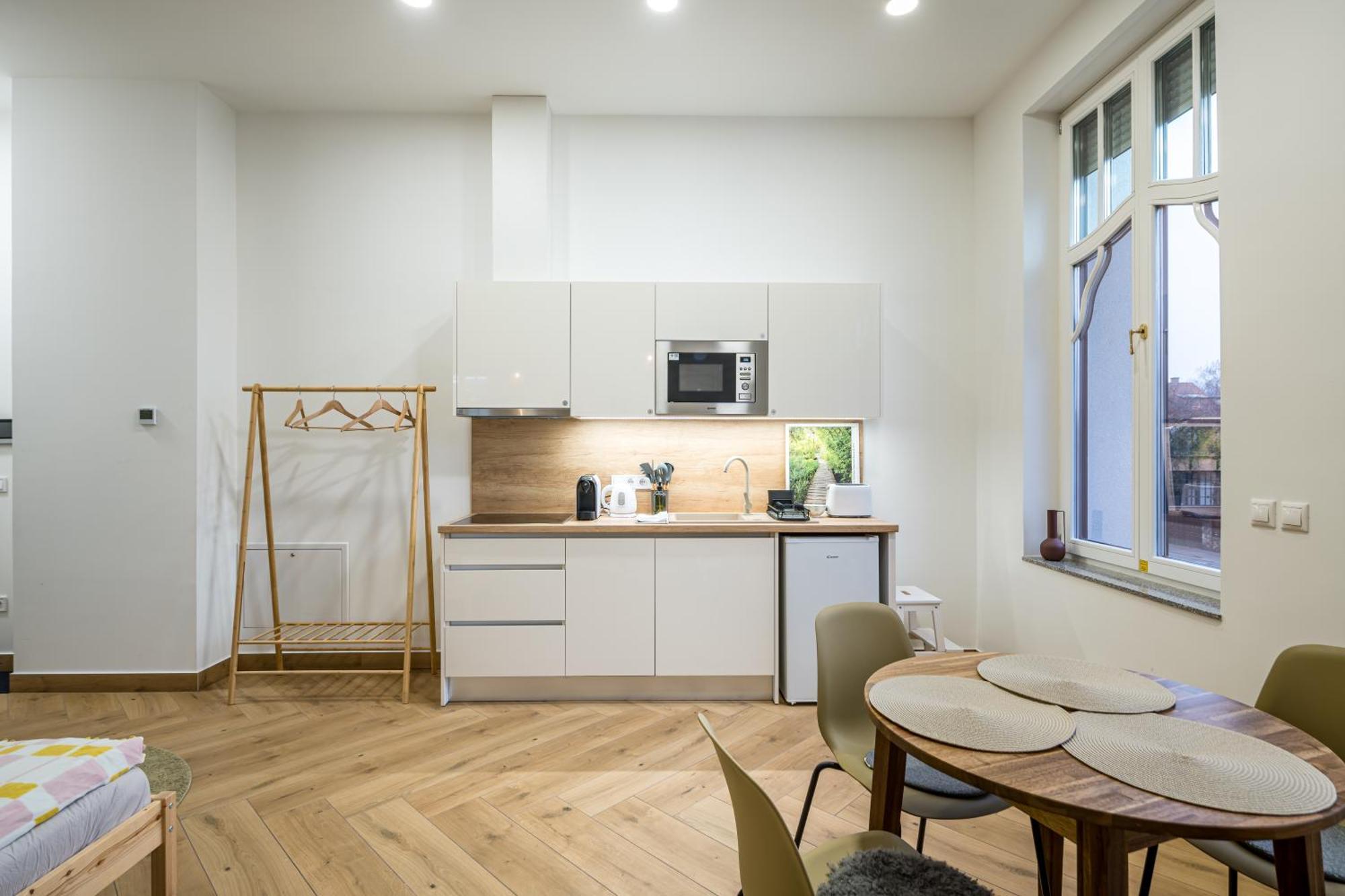 Stafetahaz Apartmanok Vác Exteriör bild